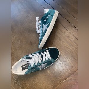 Golden Goose Sneakers